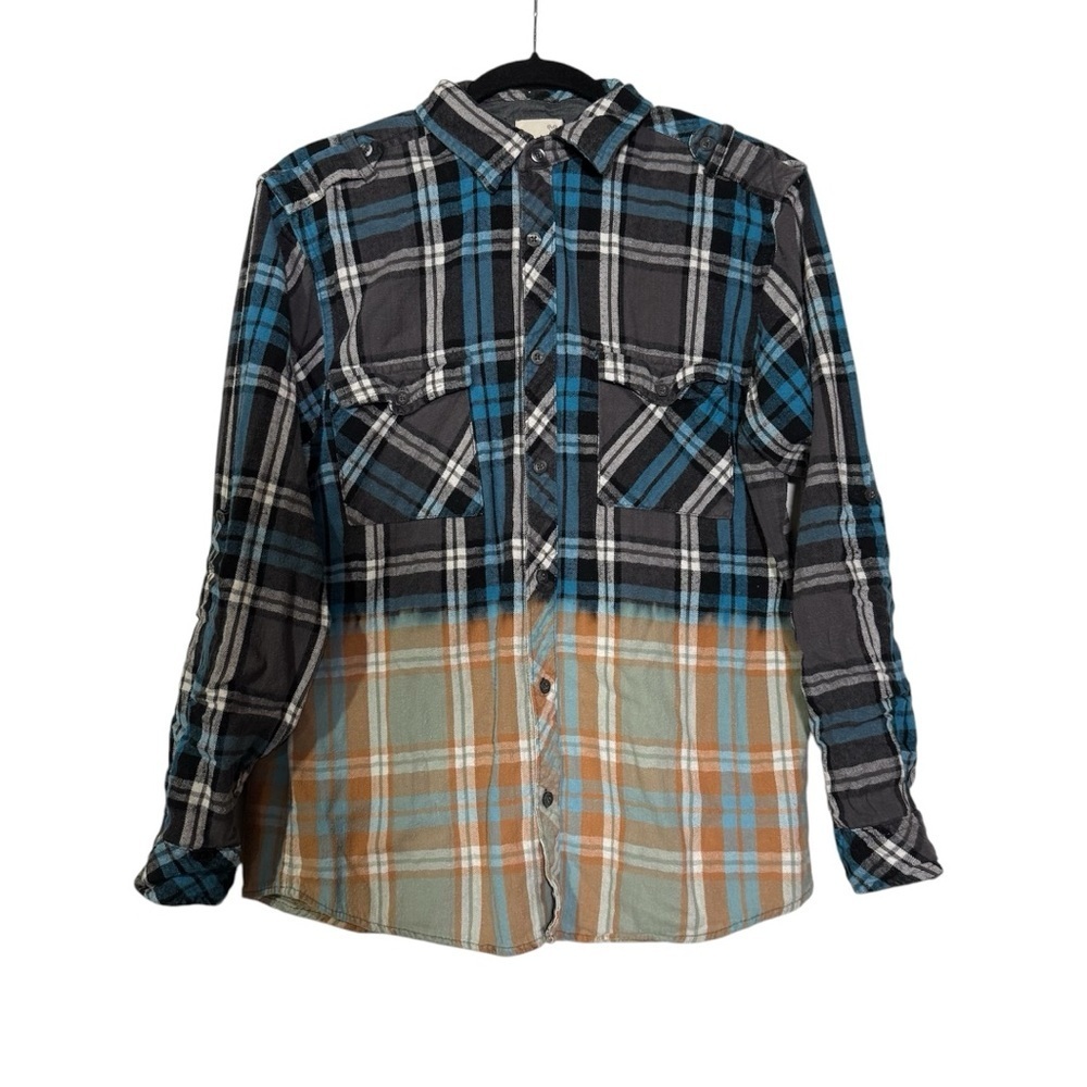 Urban Renewal Plaid Button Down Shirt Multicolor Size Medium Ombré Blue Orange